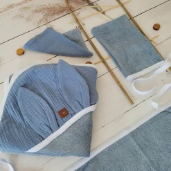 Bambusowy komplet kąpielowy dla niemowlaka: okrycie, ręczniczek oraz myjki - jeans