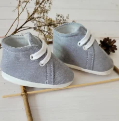 Buciki niemowlęce wiązane chrzest wkładka 9-12cm szare