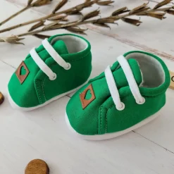 Buciki niemowlęce wiązane dresowe wkładka 9-12cm zielone
