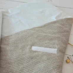 Ciepły rożek becik mięciutki włóczkowy beżowy