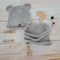 Czapka niemowlęca włóczkowa z uszkami + tuba piaskowa