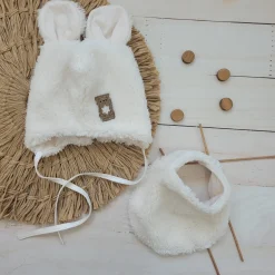 Czapka wiązana niemowlęca baranek z uszkami + apaszka rozmiar 56-86 ecru