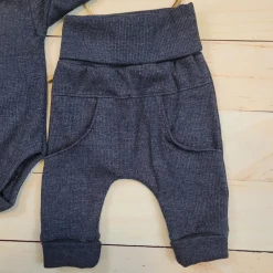 2 cz komplet prążkowany body+spodnie 56-86 jeans