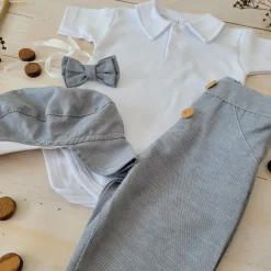 4-cz modny garniturek do chrztu na lato, komplet elegancki body z krótkim rękawem + spodnie z drewnianymi guzikami 56-86 szary