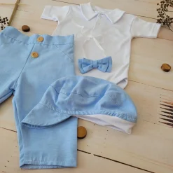4-cz modny garniturek do chrztu na lato, komplet elegancki body z krótkim rękawem + spodnie z drewnianymi guzikami 56-86 błękitny