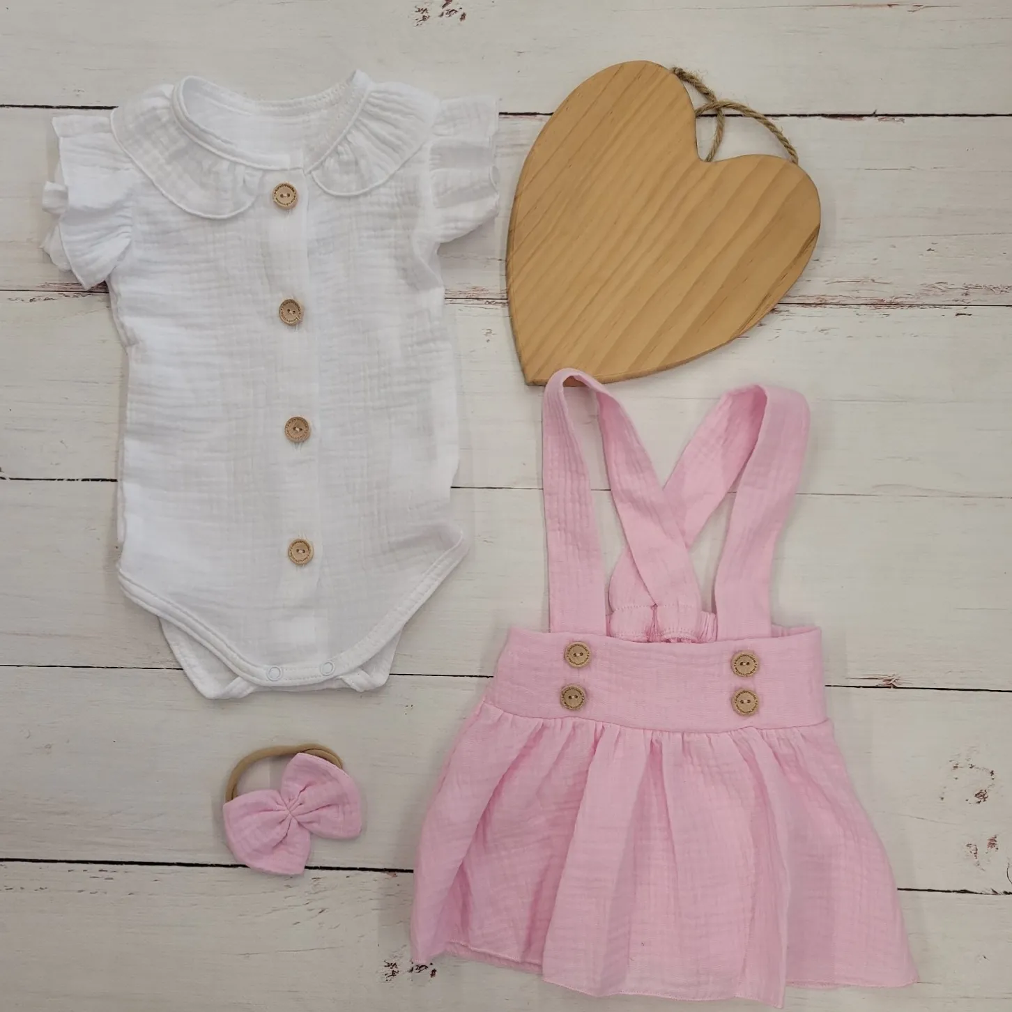 3 cz muślinowy komplet body + spódniczka na szelkach+ opaska 56-86 różowy