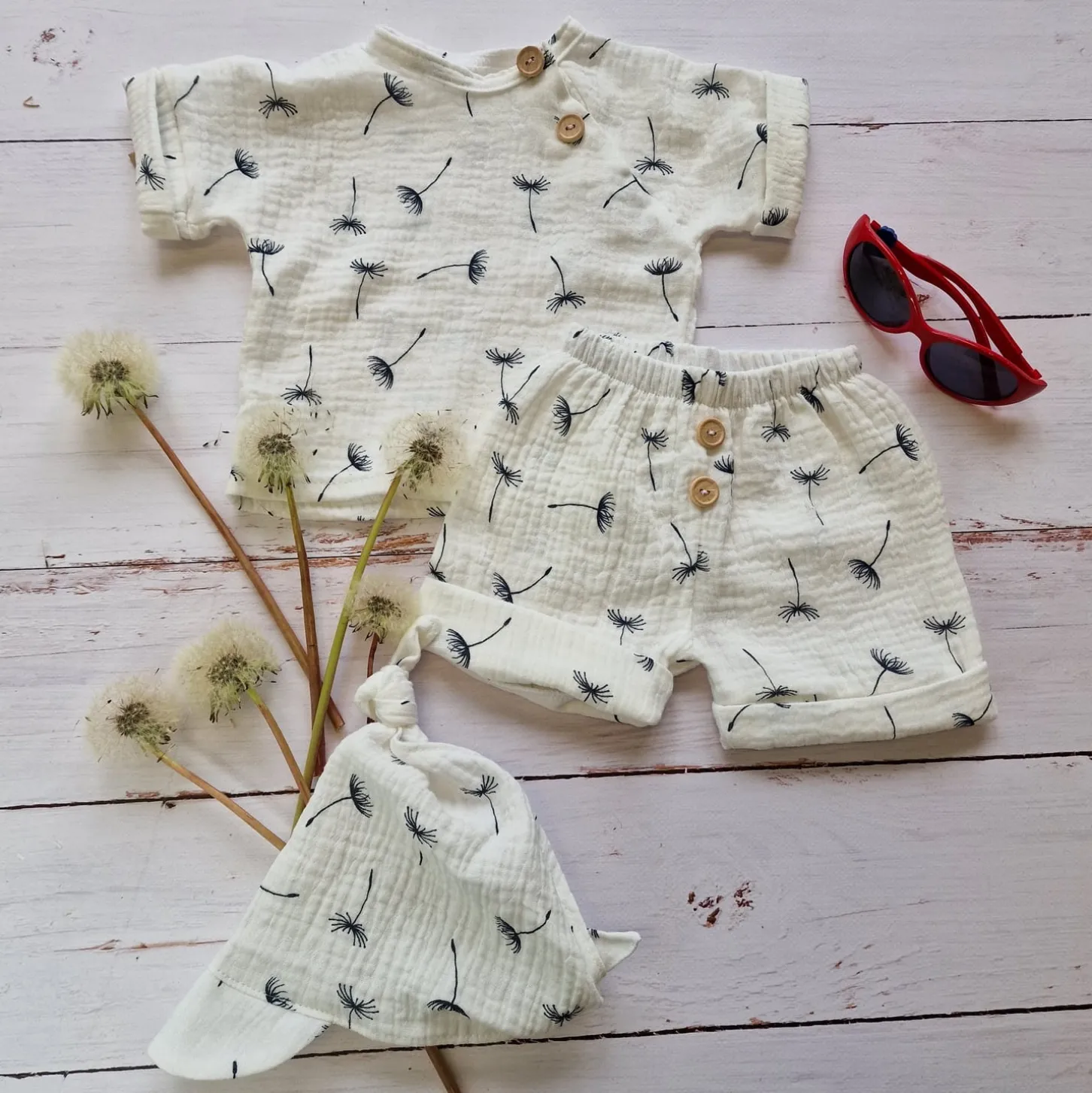 3 cz muślinowy komplet tshirt + spodenki + czapka 56-86 dmuchawce