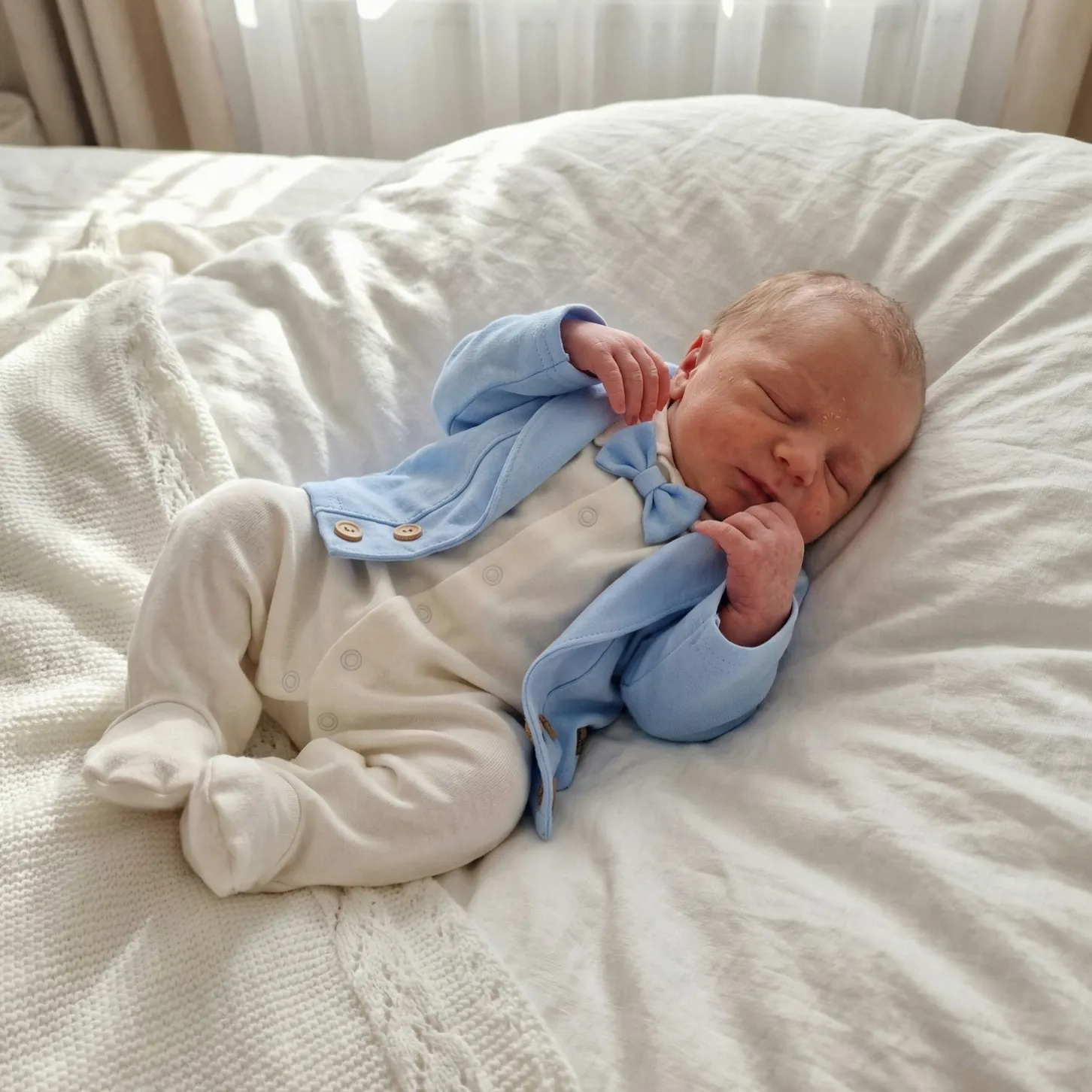 3 cz nowoczesny garniturek do chrztu, komplet z pajacykiem elegancki 50-68 baby blue