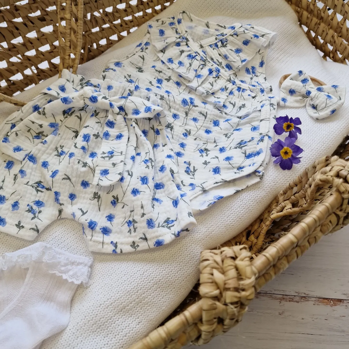 3 cz zestaw komplet lato body+spodenki+opaska 56-86 niebieskie kwiatuszki