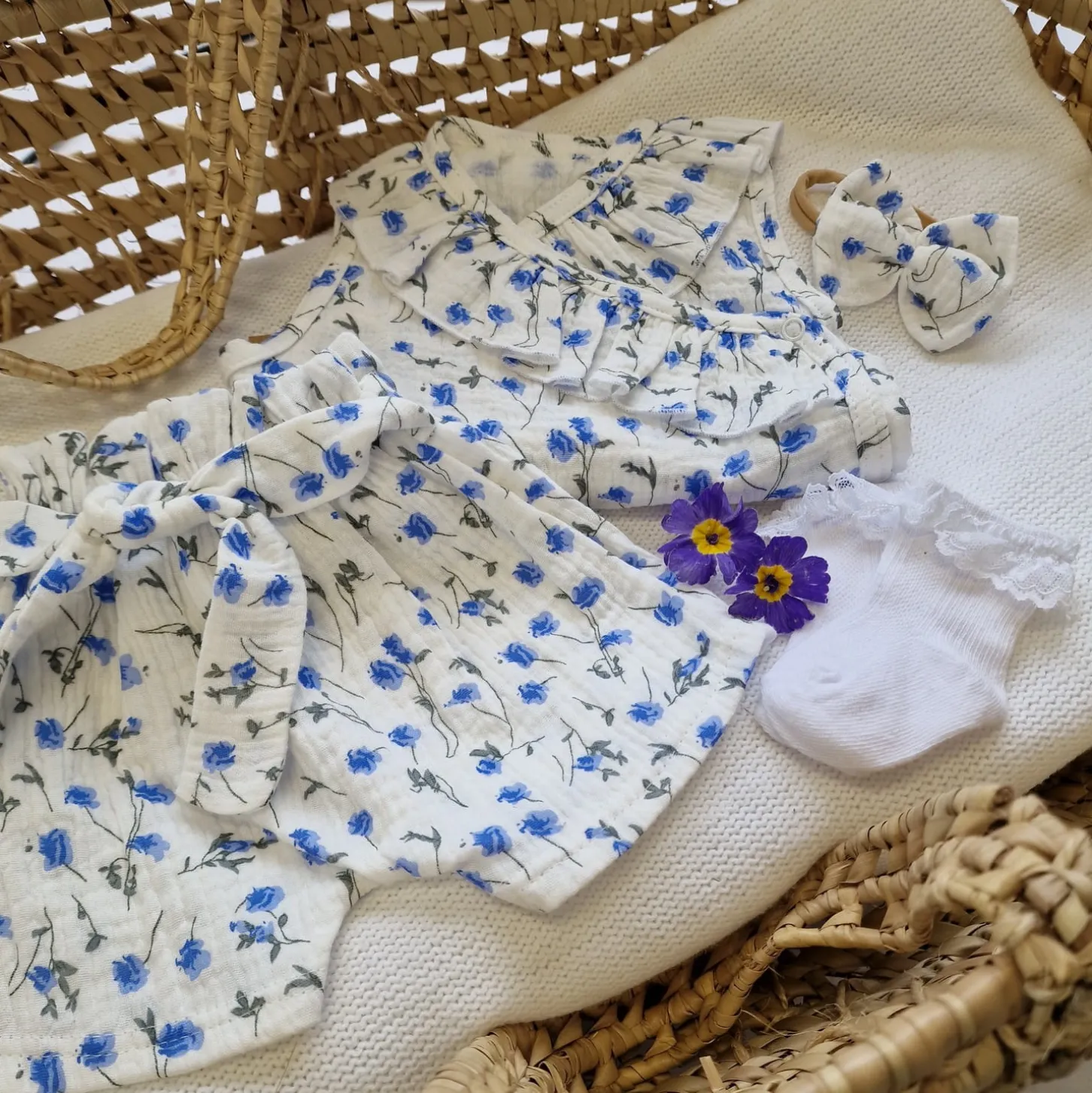 3 cz zestaw komplet lato body+spodenki+opaska 56-86 niebieskie kwiatuszki