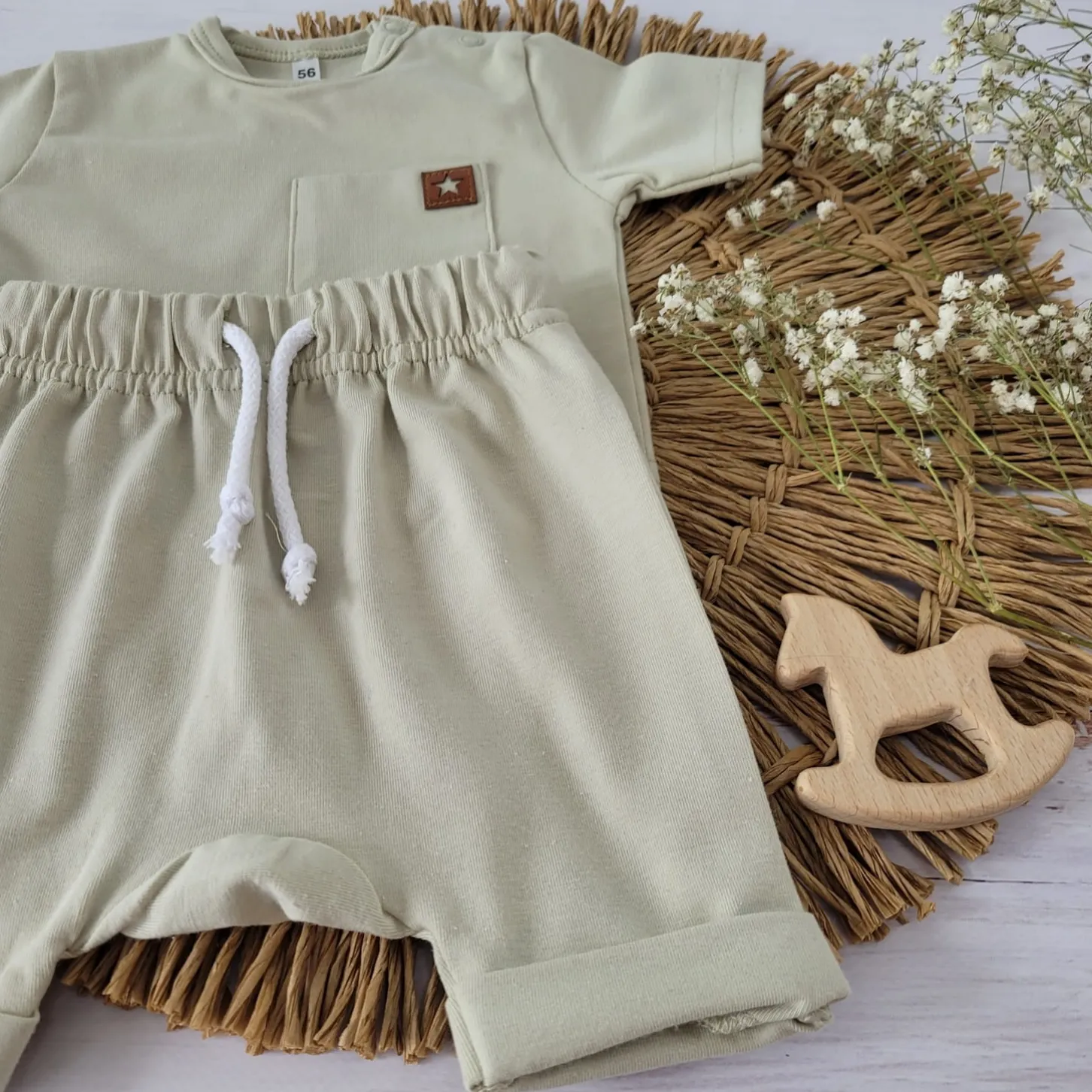 2 cz zestaw komplet tshirt +spodenki na lato oliwkowy ostatnie sztuki 74-86