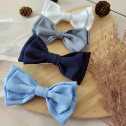 Elegancka muszka niemowlęca tkanina wiązana szara