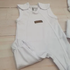 KAZUM 4 cz komplet: body +śpioch+kaftanik+czapka white ostatnie sztuki 50, 56, 62