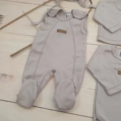 KAZUM 4 cz komplet: body +śpioch+kaftanik+czapka silver ostatnie sztuki 50