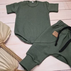 KAZUM 2 cz komplet body+spodnie 56-86 khaki