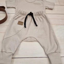 KAZUM 2 cz komplet body+spodnie 56-86 beige latte