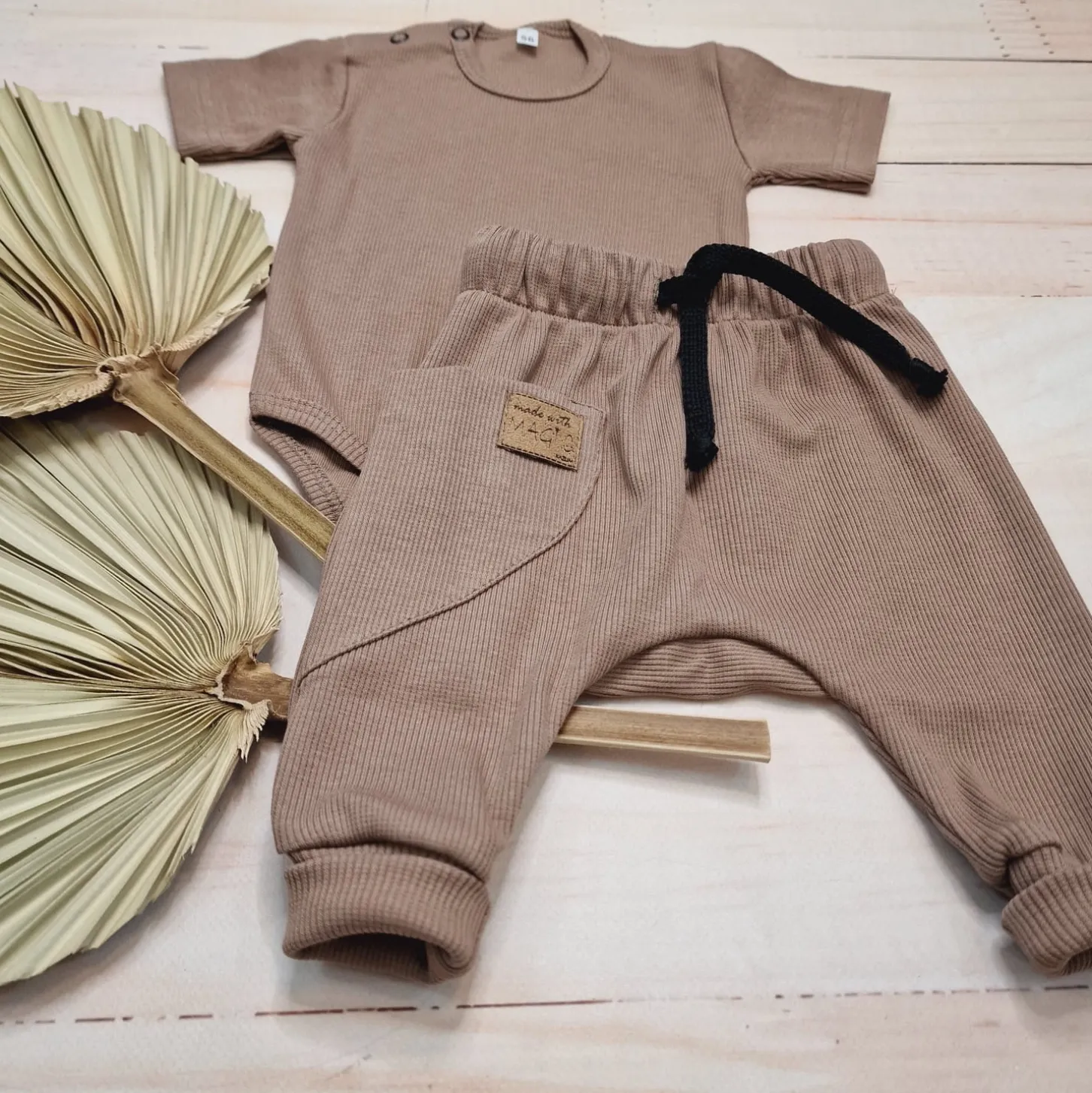 KAZUM 2 cz komplet body+spodnie 56-86 chocolate