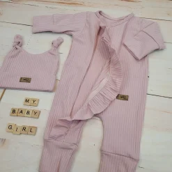 KAZUM 2 cz komplet rampers rozsuwany na zamek do samego dołu + czapka, dla dziewczynki 56-68 candy pink