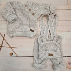 KAZUM 3 cz komplet Sweterek włóczkowy dziergany+legginsy włóczkowe na szelkach+czapka 56-86 cappuccino