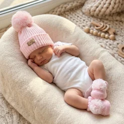 KAZUM 2 cz komplet włóczkowy czapka+buciki rozmiar 56-86 pinky rose