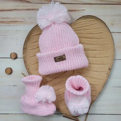 KAZUM 2 cz komplet włóczkowy czapka+buciki rozmiar 56-86 pinky rose