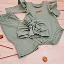 KAZUM 3cz piękny komplet body + spodnie dzwony + czapka 56-86 olive green
