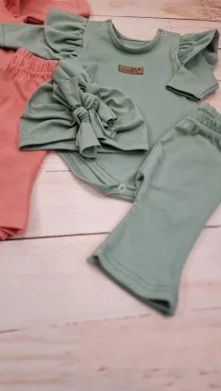 KAZUM 3cz piękny komplet body + spodnie dzwony + czapka 56-86 olive green