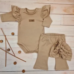 KAZUM 3cz piękny komplet body + spodnie dzwony + czapka 56-86 cappuccino vibe