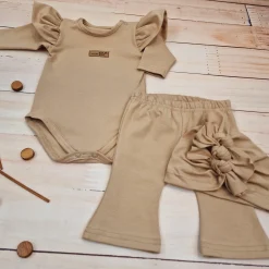 KAZUM 3cz piękny komplet body + spodnie dzwony + czapka 56-86 cappuccino vibe
