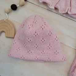 KAZUM 4cz włóczkowy komplet ażurkowy z falbanką 56-68 sweet pink