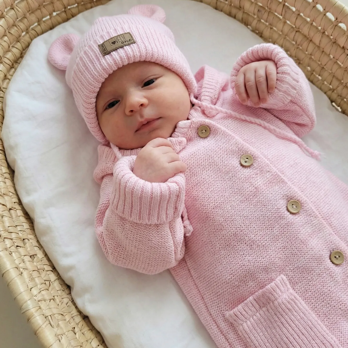 KAZUM Kombinezon włóczkowy wiosna jesień z odpinanym kapturem 56-86 pinky rose