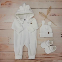 KAZUM Kombinezon z ocieplanej dresówki bez stóp + czapka + buciki 56-86 ivory