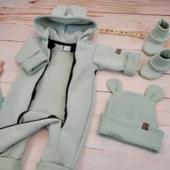 KAZUM Kombinezon z ocieplanej dresówki bez stóp + czapka + buciki 56-86 mint green