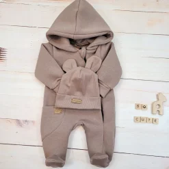 KAZUM Kombinezon z ocieplanej dresówki + czapka chocolate 56-86
