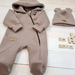 KAZUM Kombinezon z ocieplanej dresówki + czapka chocolate 56-86