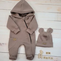 KAZUM Kombinezon z ocieplanej dresówki + czapka chocolate 56-86