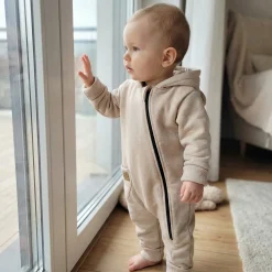 KAZUM Kombinezon z ocieplanej dresówki bez stóp + czapka beige latte 56-86