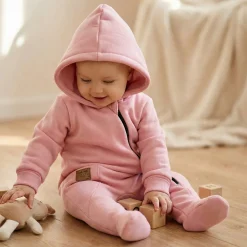 KAZUM Kombinezon z ocieplanej dresówki + czapka blush 56-86