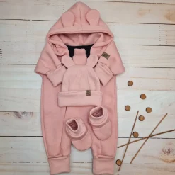 KAZUM Kombinezon z ocieplanej dresówki bez stóp + czapka + buciki coral pink 56-86
