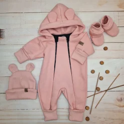 KAZUM Kombinezon z ocieplanej dresówki bez stóp + czapka + buciki coral pink 56-86