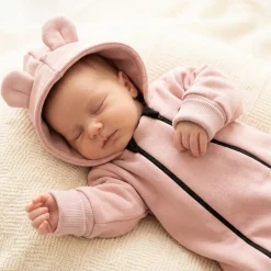KAZUM Kombinezon z ocieplanej dresówki powder pink 56-86
