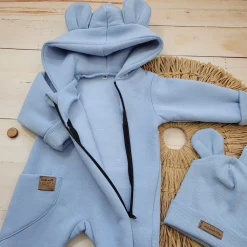 KAZUM Kombinezon z ocieplanej dresówki bez stóp + czapka baby blue 56-86