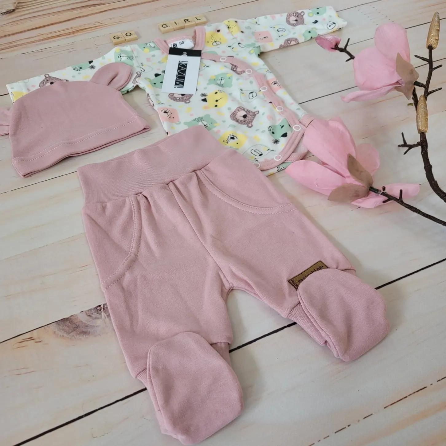KAZUM Komplet body + półśpiochy + czapka baby pastel pink bear ostatnie sztuki 50, 68