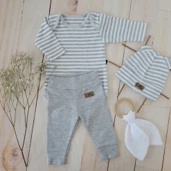 KAZUM Komplet niemowlęcy: body + spodnie + czapka z uszkami stripes ostatnie sztuki 56-86