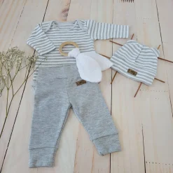 KAZUM Komplet niemowlęcy: body + spodnie + czapka z uszkami stripes ostatnie sztuki 56-86