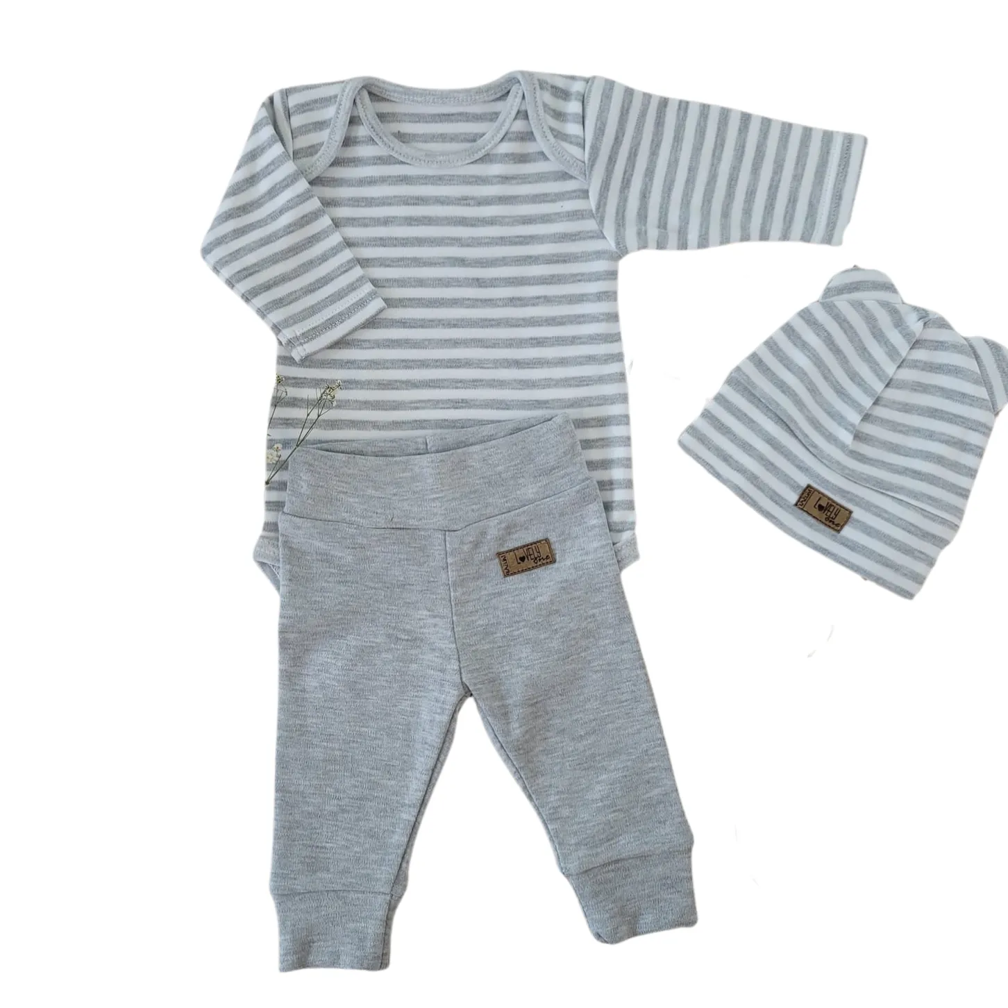 KAZUM Komplet niemowlęcy: body + spodnie + czapka z uszkami stripes ostatnie sztuki 56-86