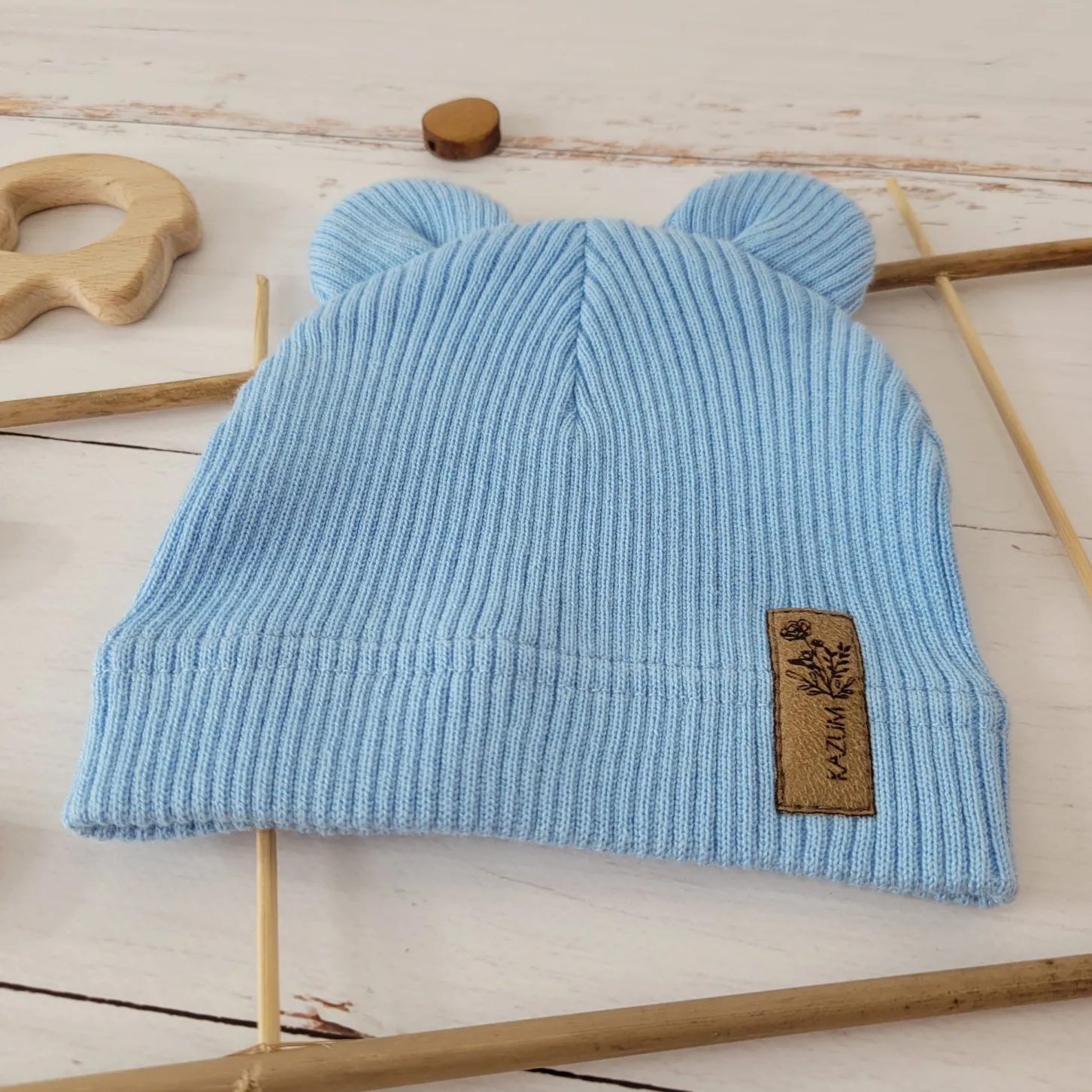 KAZUM Pojedyńcza czapka bawełniana włóczkowa z uszkami baby blue