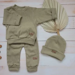 KAZUM Prążkowany komplet 3 cz bluza+spodnie+czapka 56-86 olive green