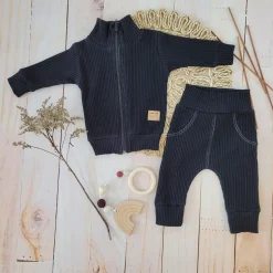 KAZUM Prążkowany komplet dres bluza bez kaptura + spodnie jet black ostatnie sztuki 56-86
