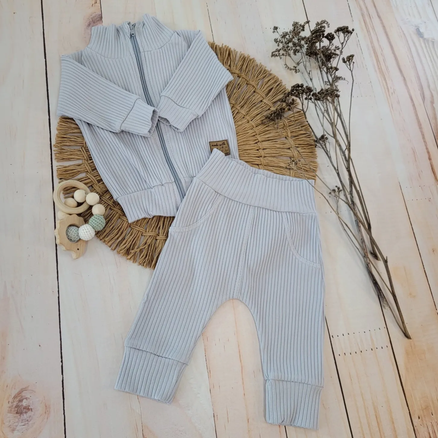 KAZUM Prążkowany komplet dres bluza bez kaptura + spodnie silver gray ostatnie sztuki 56, 62, 68, 74, 80